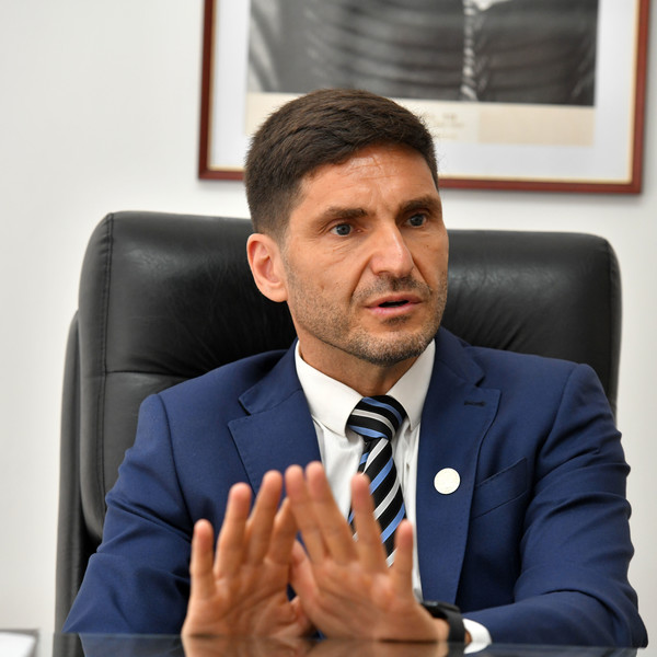 6zNvIC90T_600x600__1